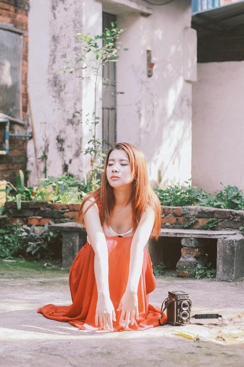 热爱摄影的唯美少女