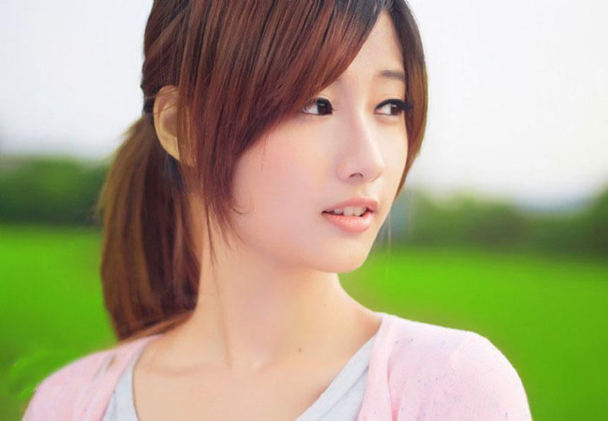 田野清秀女孩