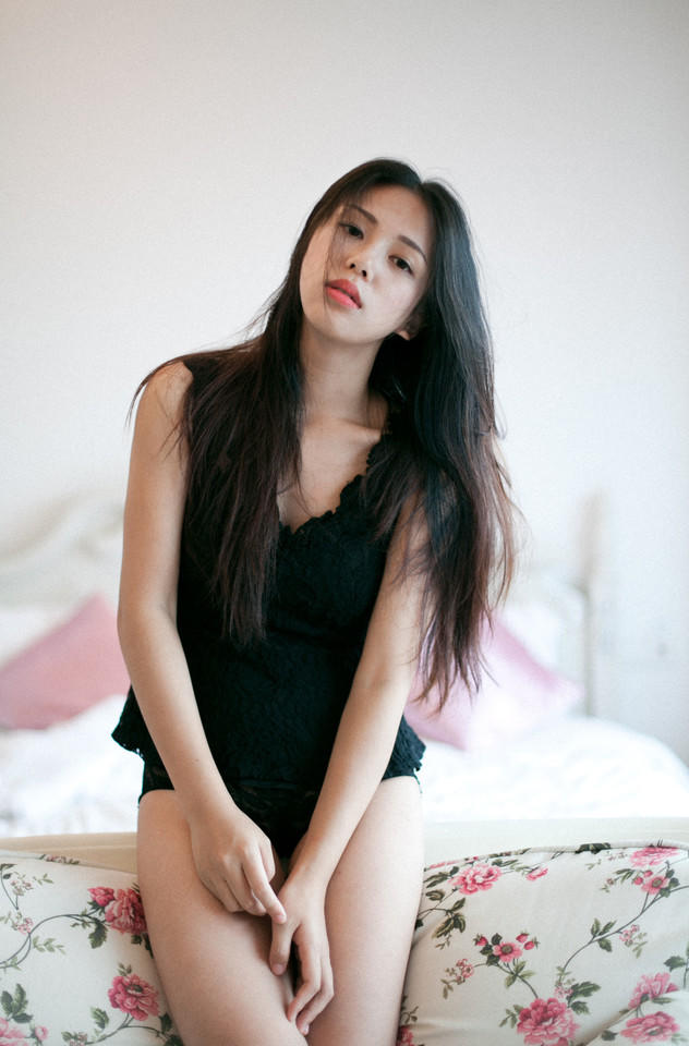 居家女孩气质绝佳