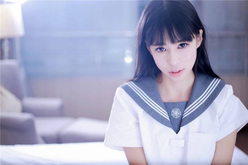 超短裙萌妹子艾栗栗