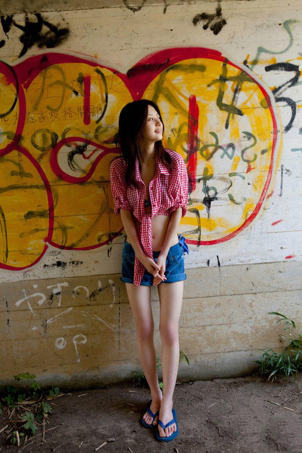 我在路头站牌下