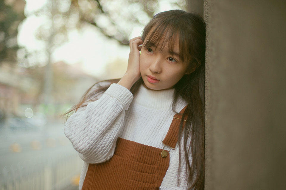 甜美少女的户外