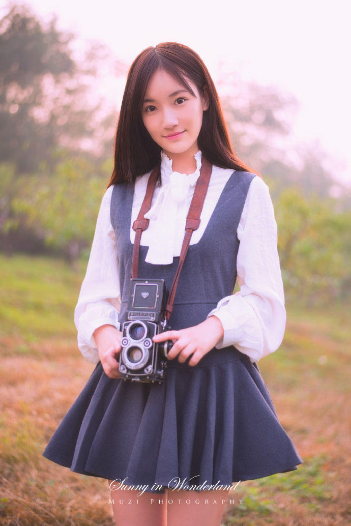 可爱少女的户外