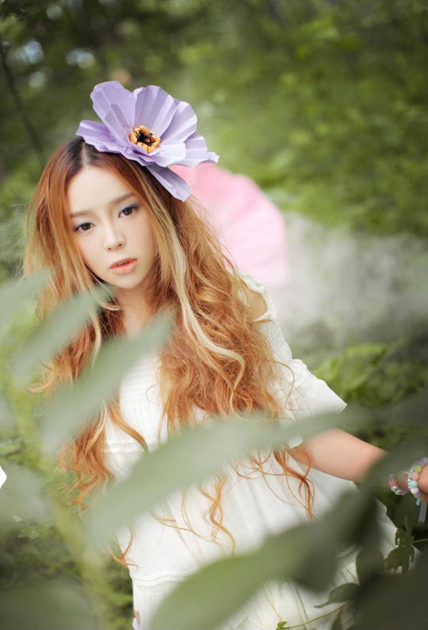 氧气小女生裴紫绮